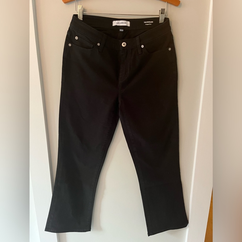 Lila Ryan Black Denim Cropped Flare Jeans, Size 29